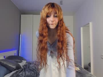 girl
        jennifer_ewans cam image #1440057