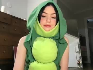 girl
        littlesugarpea cam image #3087889