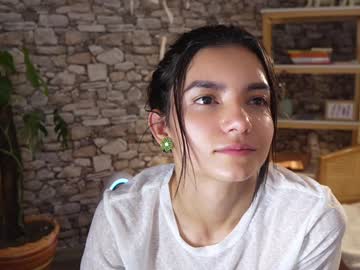 girl
        urcutelinda cam image #5024632