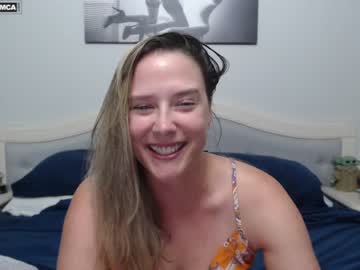 girl
        bluexstacey cam image #3291798
