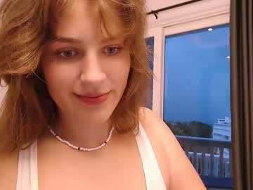 girl
        harley_blanco cam image #6186497