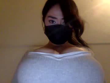girl
        _natycutei19 cam image #6326982