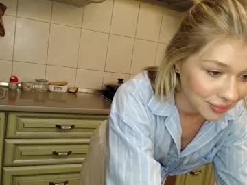 girl
        juicyyyyivy cam image #6516922