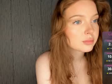 girl
        charlotteewalker cam image #4124938