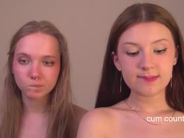 girl
        wwe_kissa cam image #6142658
