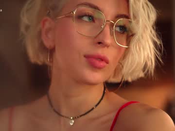 girl
        artmosphera cam image #4063501