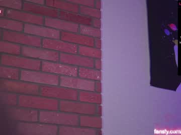 girl
        hoolybunny cam image #1942780