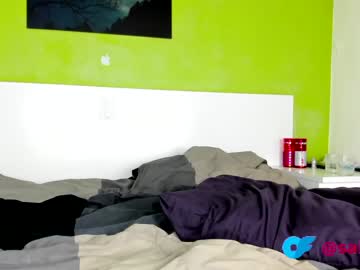 girl
        lily_holy cam image #1196292
