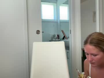 girl
        itsssosierra cam image #5411956