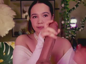 girl
        chery_lady22 cam image #6335614