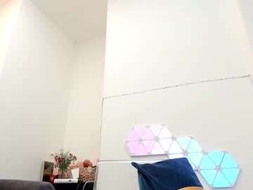 girl
        hotfallingdevil cam image #4568940