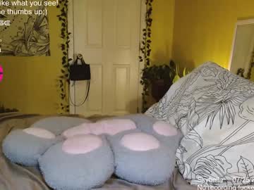 girl
        skybella_ cam image #4671116