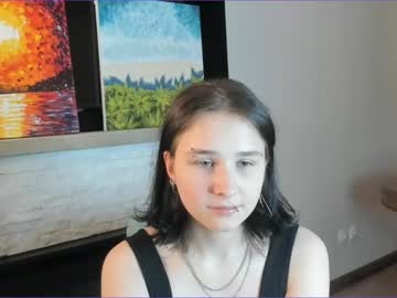 girl
        glennagrief cam image #4166694