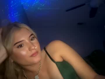 girl
        srltdl123 cam image #751991