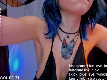 girl
        blue_eye_twinkle cam image #4306297