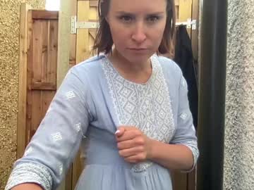 girl
        eatmypie69 cam image #5071232