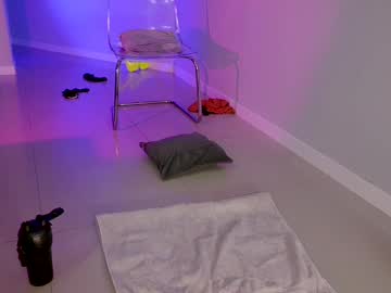 girl
        toomuch_wet_ cam image #6761195