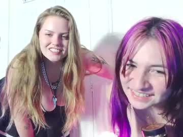 couple Sex Cam Girls Roleplay For Viewers On Chaturbate with bellabutterflyy