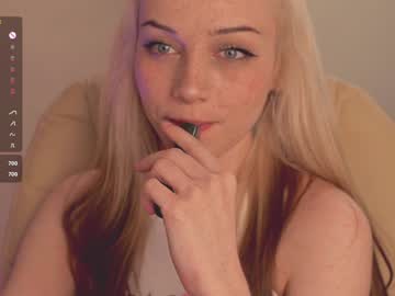 girl
        mia_milagros cam image #6544678