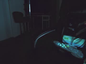 girl
        aynmarie cam image #3359927