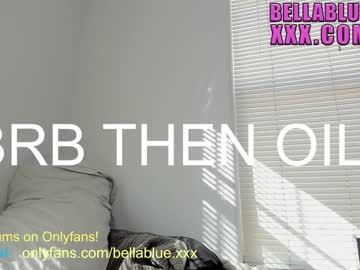 couple
        bellabluexoxo cam image #744457