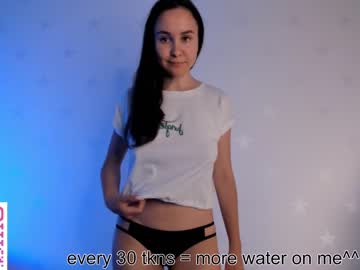 girl
        elliehunt cam image #2228192