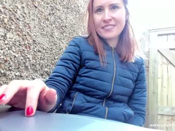 girl
        eatmypie69 cam image #1079873