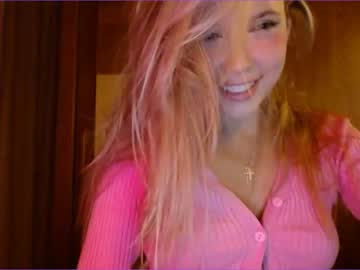 girl
        bitter_moon cam image #32651