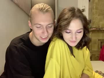 couple
        witch_witch99 cam image #173922