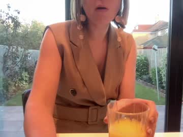 girl
        eatmypie69 cam image #5451697