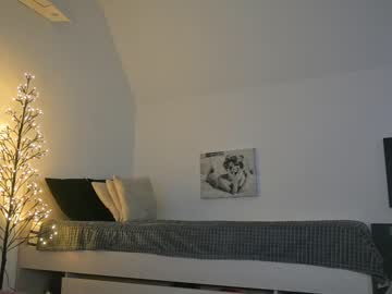 girl
        allayah cam image #3119379