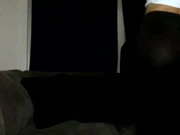girl
        jenbby420 cam image #3915429