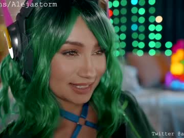 girl
        alejastorm cam image #4631937