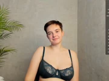 girl
        jennawilde cam image #3029946
