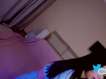girl
        hollyextra cam image #139144