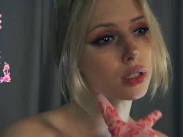 girl
        audreycarvin cam image #6483448