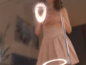 girl
        orabellas cam image #6446554