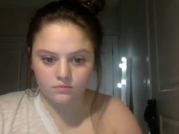 girl
        collegegirlpxo cam image #329867