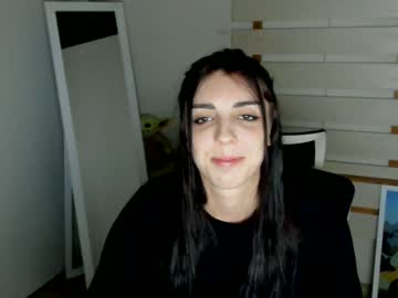 girl
        _gloria_love_ cam image #5345313