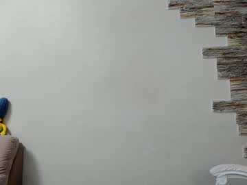 girl
        your_bunnygirl cam image #5395083