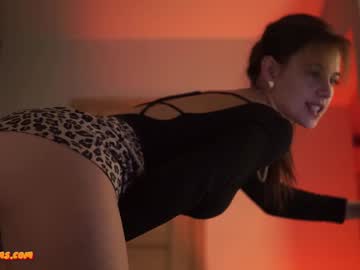 girl
        plump_bums cam image #5327985