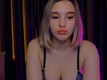 girl
        angella_kleee cam image #5213719
