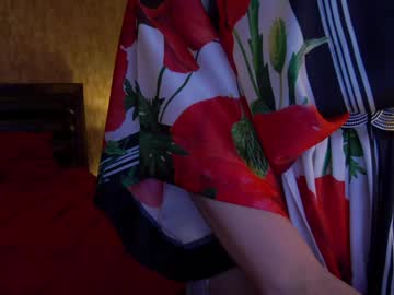 girl
        karrin cam image #6354317