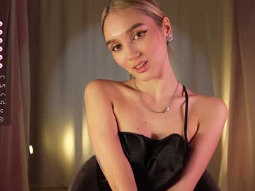 girl
        aurora_the_ballerina cam image #4475738
