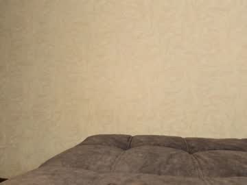 girl
        conniesperry cam image #3303134