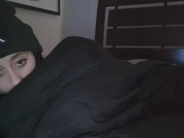 girl
        chloexbennett cam image #2953118
