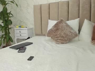 couple
        nikita_love69 cam image #5572815