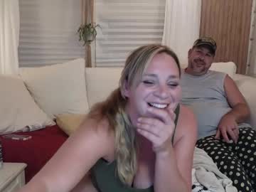 couple
        mamalovescum cam image #4897408