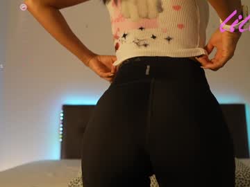 girl
        _lillilly_ cam image #5241993