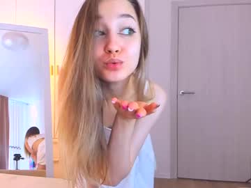girl
        viola_forlover cam image #4819502